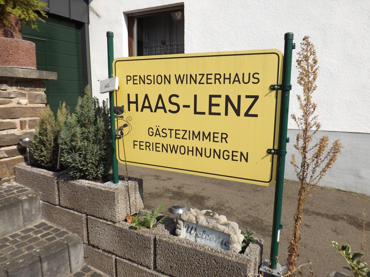 B&B Pension Winzerhaus Zell-Mosel Exterior foto